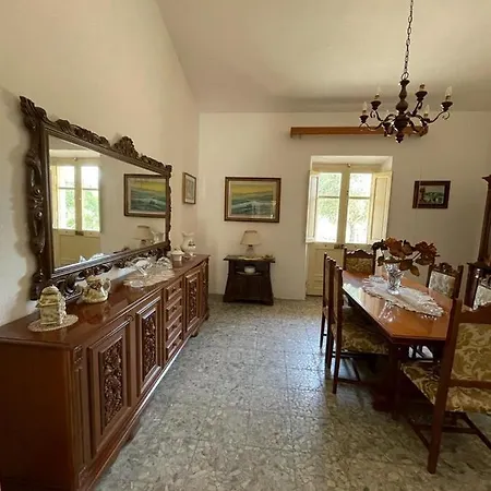 Lu Chissoni - Vecchia Casa Padronale Gallurese Prázdninový dům *